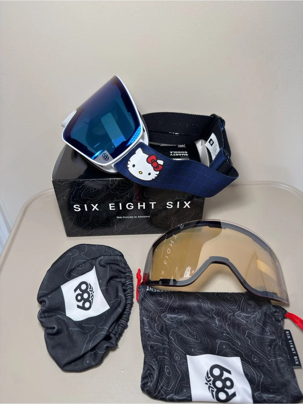 Hello Kitty 686 magnetic ski goggles